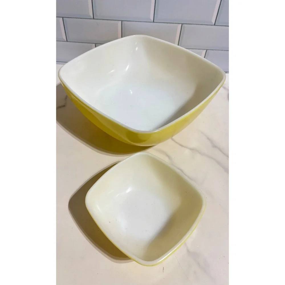 Vintage Pyrex Yellow Square Mixing Bowls Set of 2 Milk Glass MCM